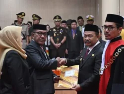25 Anggota DPRD Boalemo Resmi Dilantik