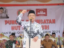 Sherman Moridu Hadiri Peringatan Puncak Hari Guru