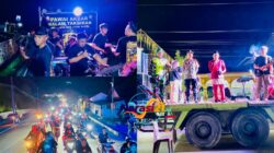 Ratusan Masyarakat Paguyaman Turun ke Jalan, Meriahkan Pawai Takbiran dengan Mobil Tronton