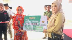 Ketua TP PKK Boalemo Apresiasi ASN atas Penyaluran Zakat 2,5 Persen untuk Kaum Dhuafa