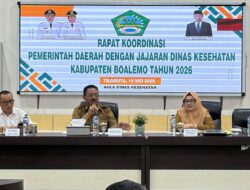 Pimpin Rapat Koordinasi, Rum Pagau Minta Tenaga Kesehatan Aktif Menyapa Masyarakat