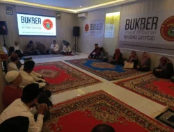 Bupati Ismet Mile Bukber Bersama Alumni UNHAS Makassar