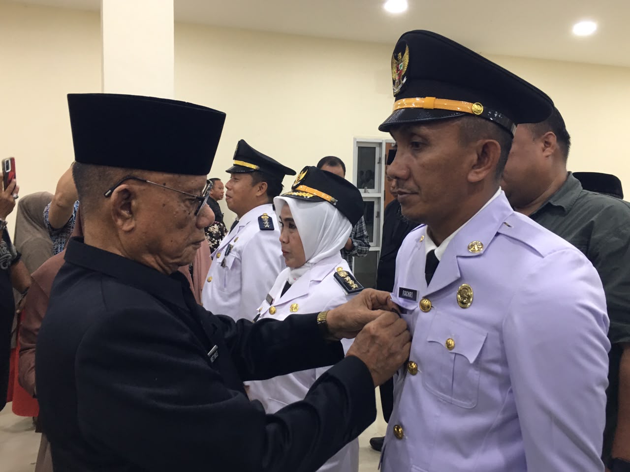 Bupati Bone Bolango, Ismet Mile Lantik Pejabat Administrator Pemkab Bone Bolango. (Foto Kominfo)
