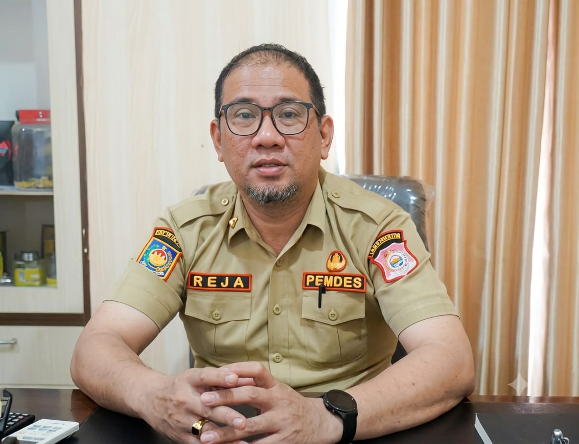 Kepala Dinas Pemberdayaan Masyarakat Desa Bone Bolango, Mohamad Rizki Pateda. (Foto Istimewa)