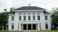 Pemkab Bone Bolango Ajak Masyarakat Memahami Secara Utuh Proses Penonaktifan Kades Toto Utara