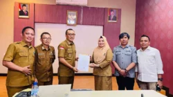 Lahmuddin Hambali Serahkan SK Plt Direktur RSCG, Sutriyani Lumula Pastikan Optimalisasi Pelayanan