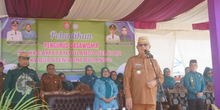 Komitmen Anggaran APBD 2027, Bupati Ismet Minta Perempuan Berani Pimpin Desa.(Foto: Prokopim Bone Bolango)