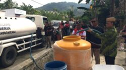Darurat Kekeringan, 1,7 Ribu KK di Bone Bolango Terima Bantuan Air Bersih